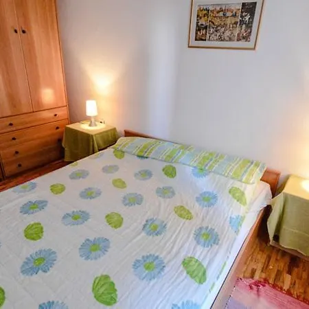 Apartment In Pula 16 Appartement *