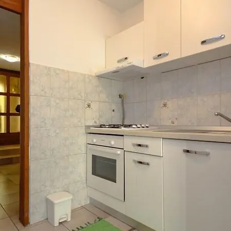 Apartment In Pula 16 Appartement Vintijan