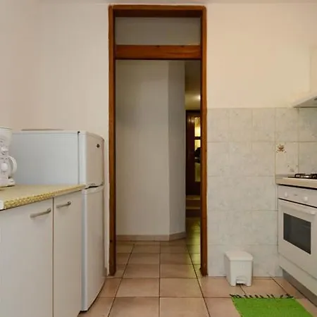Apartment In Pula 16 Vintijan