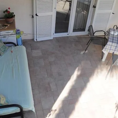 Apartment In Pula 16 Vintijan