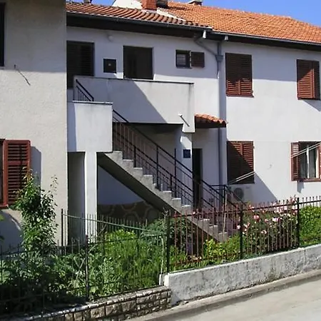 Apartment In Pula 16 *