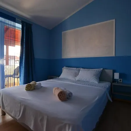 Apartment In Pula 16 * Vintijan