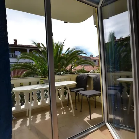 Apartment In Pula 16 * Vintijan